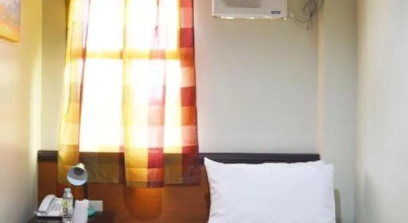 Bed in Ati-Atihan Festival Hotel