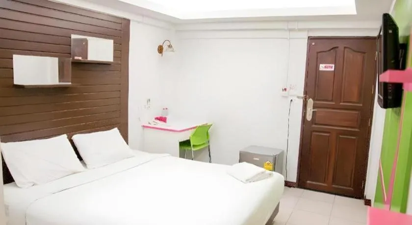 Bed in Huay Kaew Palace 1 Hotel