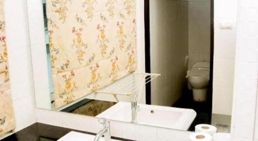 Huay Kaew Palace 1 Hotel