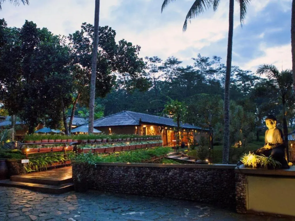 Sambi Resort, Spa & Resto