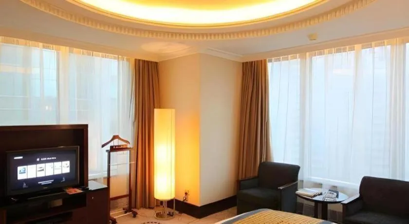 Grand Soluxe Zhongyou Hotel