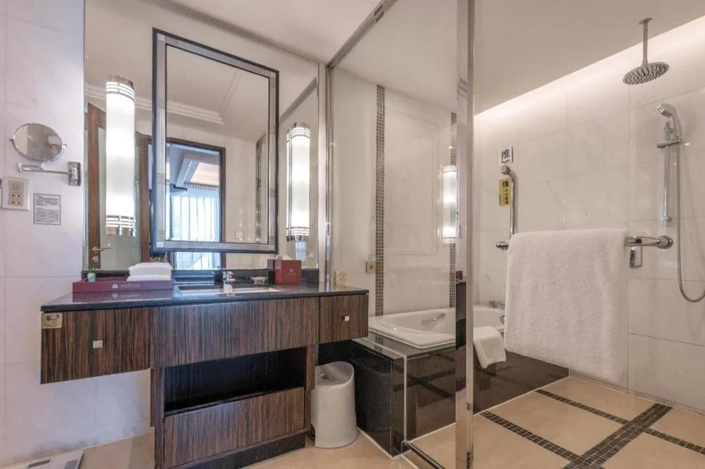 Grand Soluxe Zhongyou Hotel