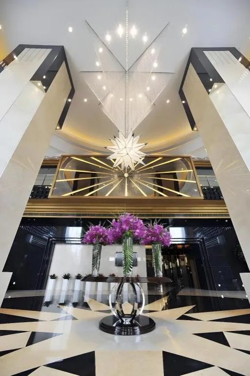 Grand Soluxe Zhongyou Hotel