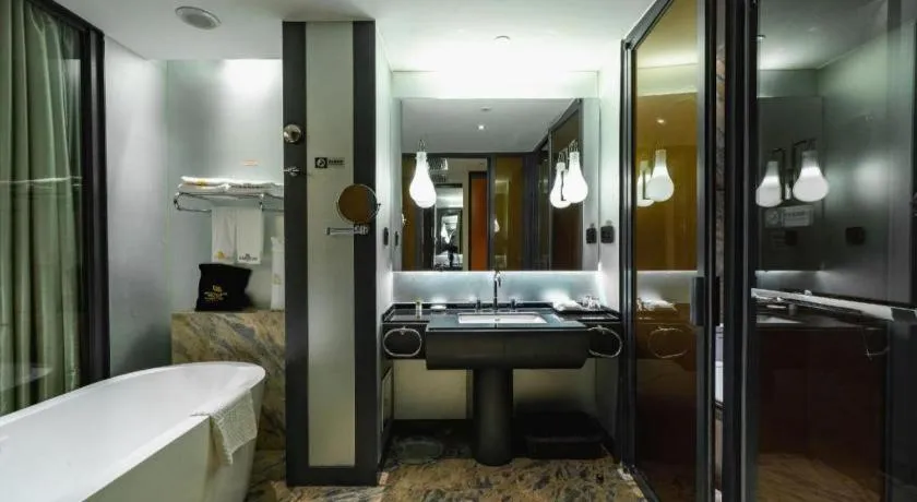 West International Trade Grand Hotel