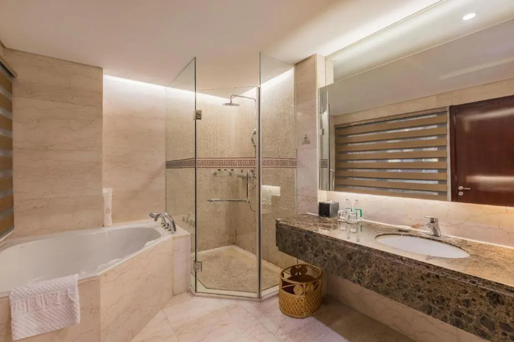 West International Trade Grand Hotel