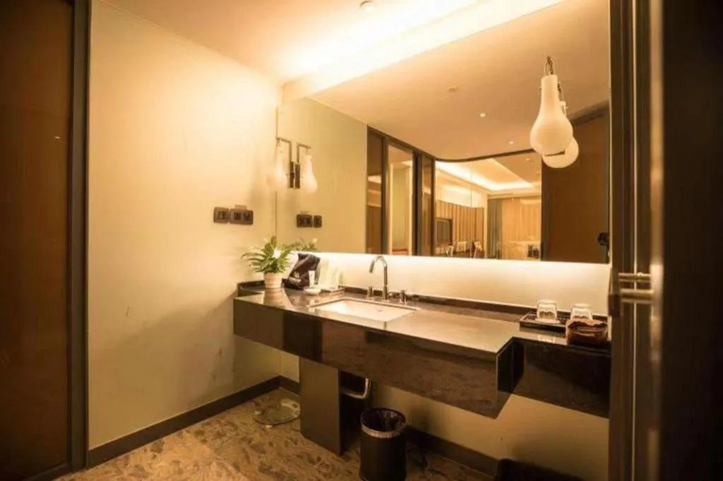 West International Trade Grand Hotel