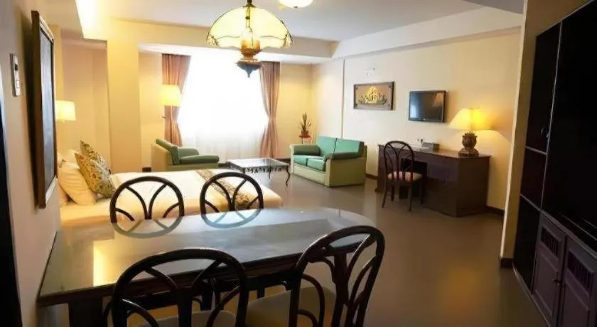 Losari Beach Hotel Makassar