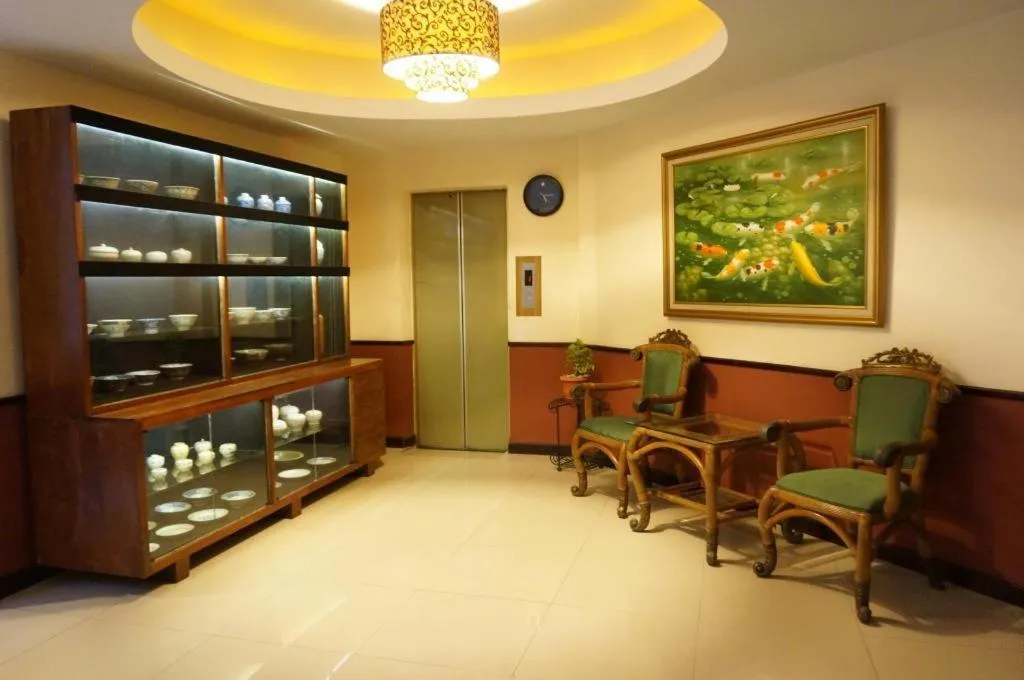 Losari Beach Hotel Makassar