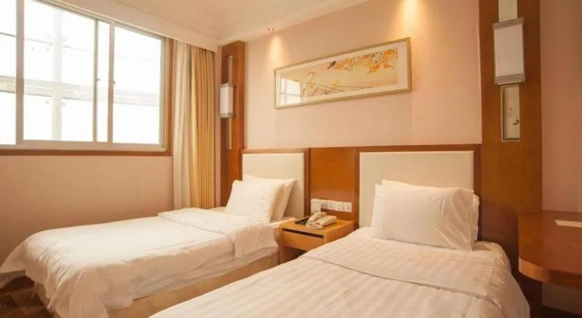 Bed in Qingdao Blue Horizon Hotel Huangdao