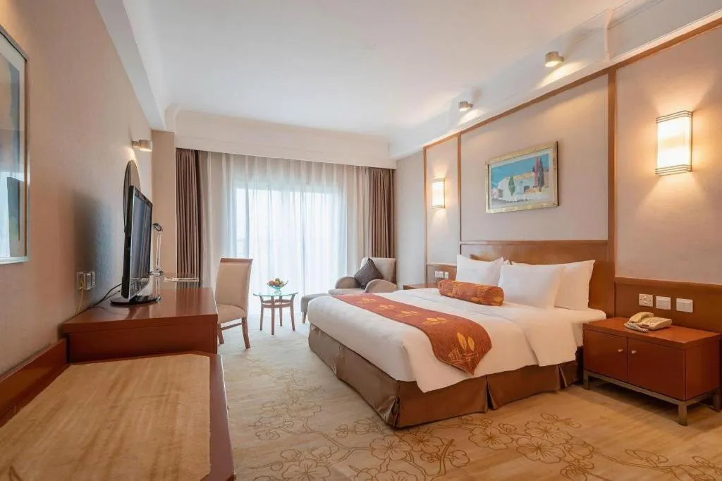 Bed in Qingdao Blue Horizon Hotel Huangdao