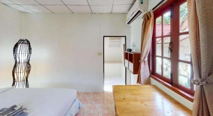 Bed in Phangan Cabana Resort