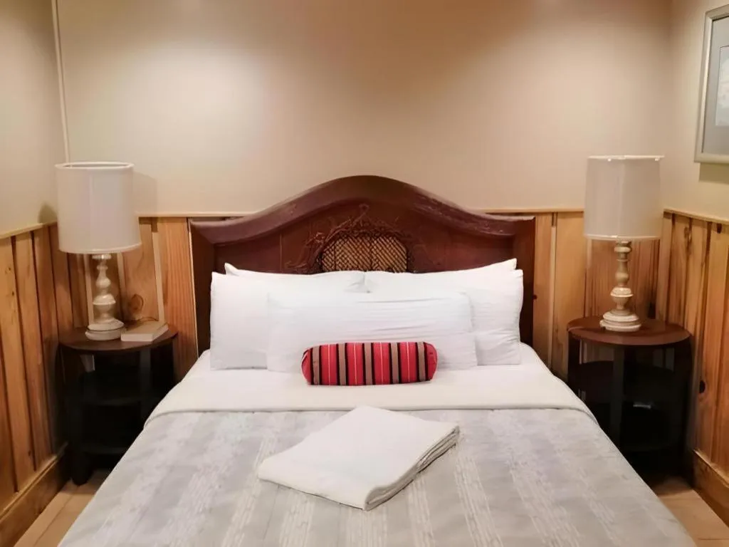 Mountain Lodge Hotel and Restaurant