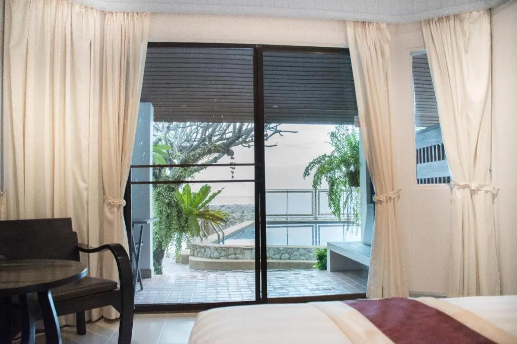 Bed in Sea Memories White Sand Beach Hotel