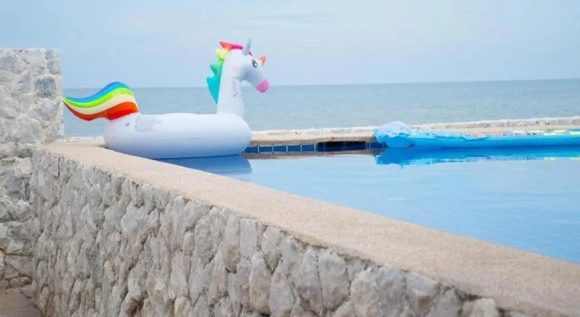 Sea Memories White Sand Beach Hotel