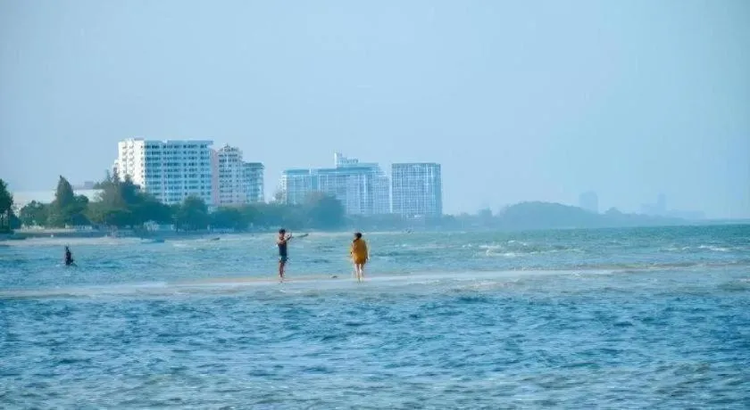 Sea Memories White Sand Beach Hotel