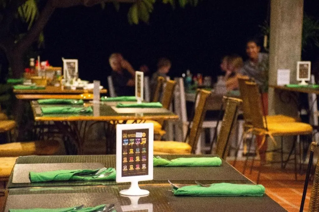 Sea Memories White Sand Beach Hotel