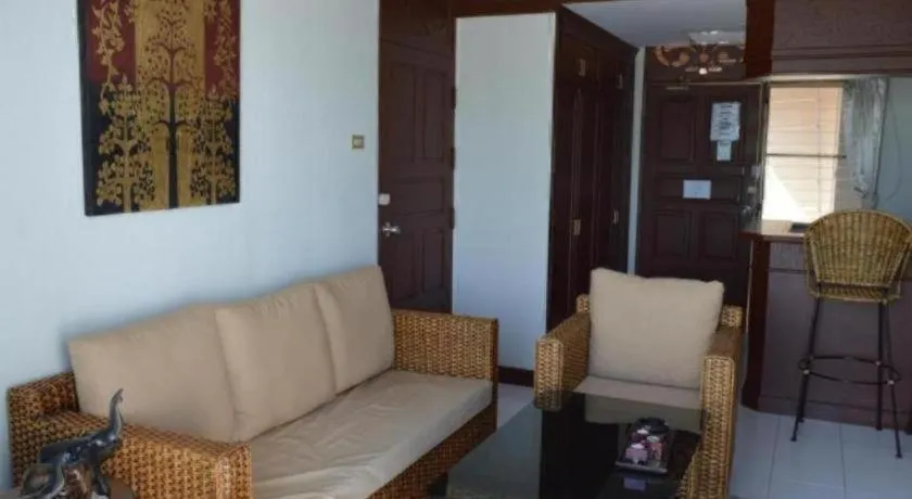 Sea Memories White Sand Beach Hotel