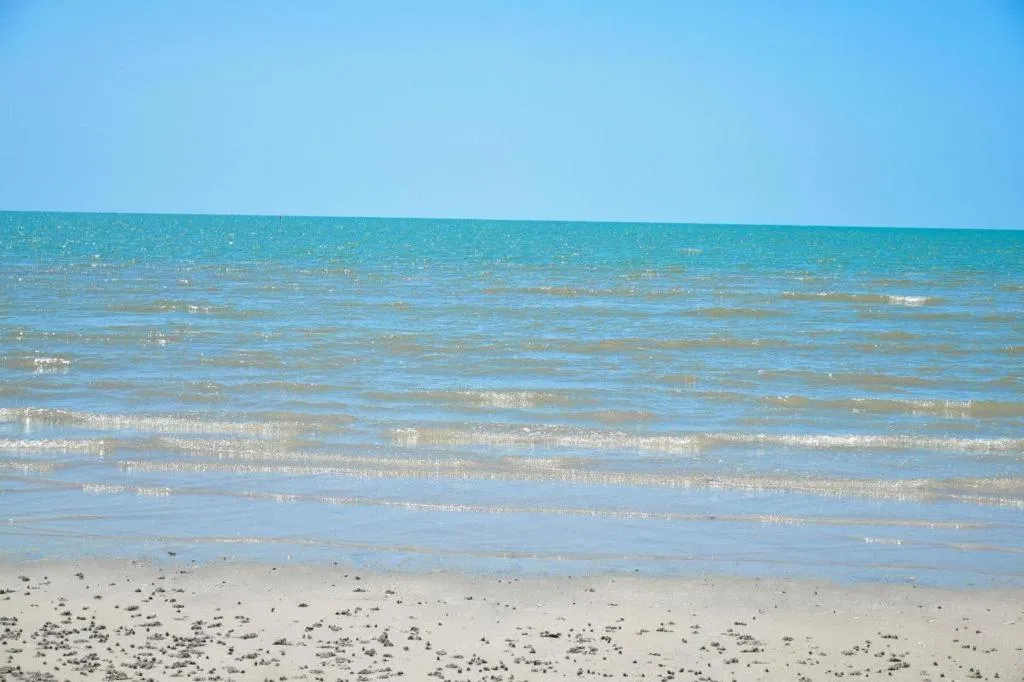 Sea Memories White Sand Beach Hotel