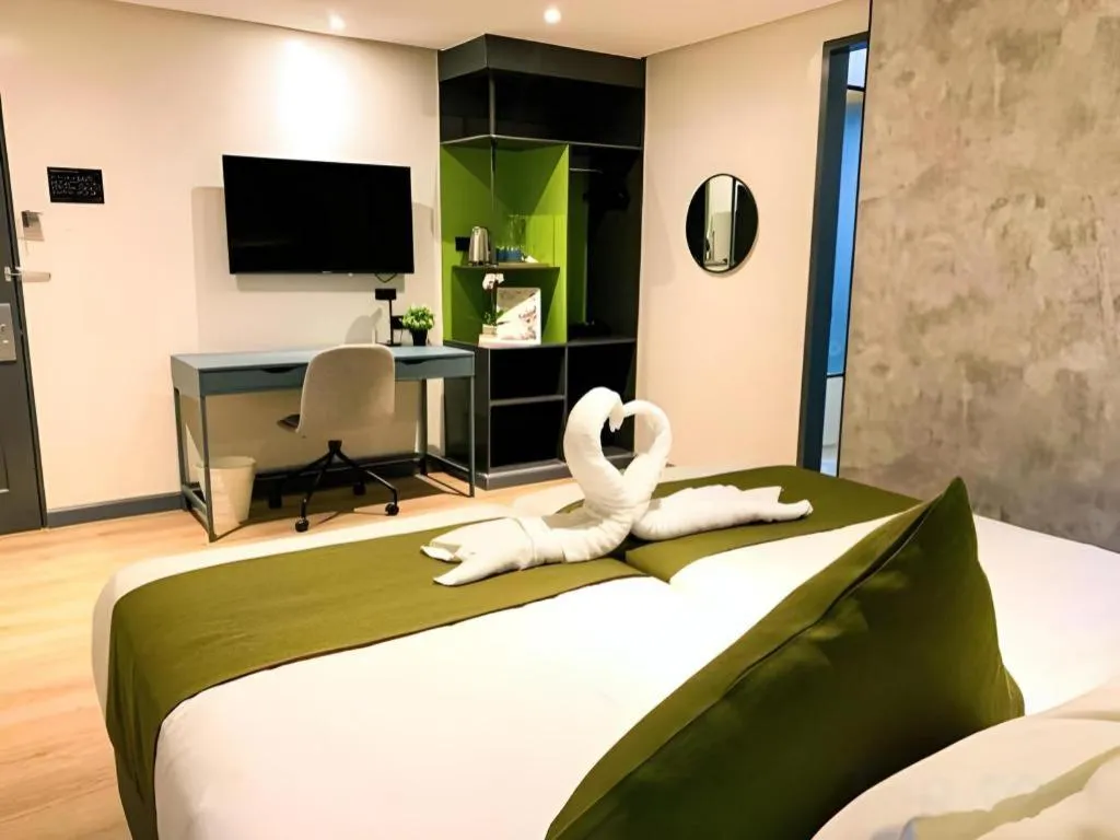 Bed in Tuscany Basic Urban Stay