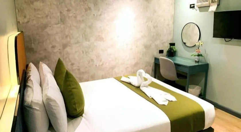 Bed in Tuscany Basic Urban Stay