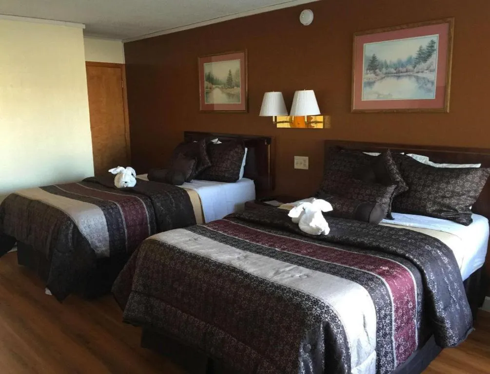 Bed in Americas Best Value Inn & Suites Macon at Sunset Dr