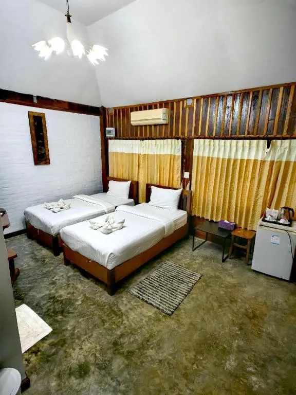 Bed in De Bua Valley