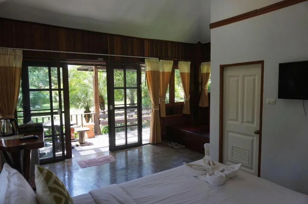 Bed in De Bua Valley