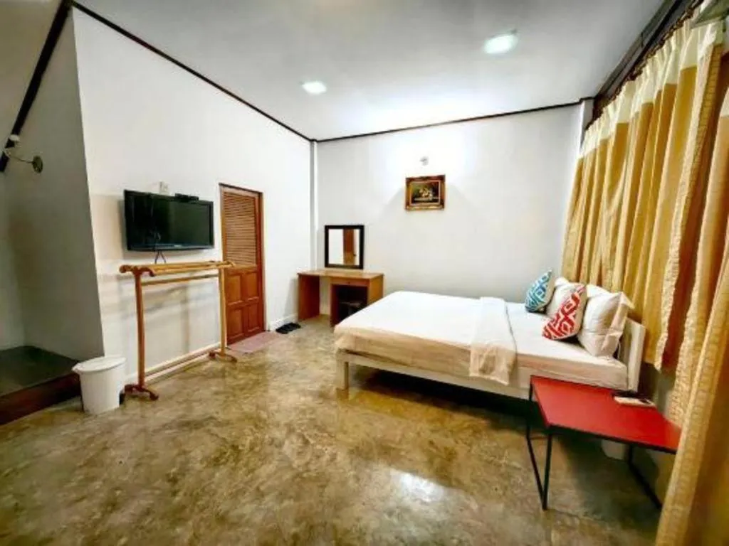 Bed in De Bua Valley