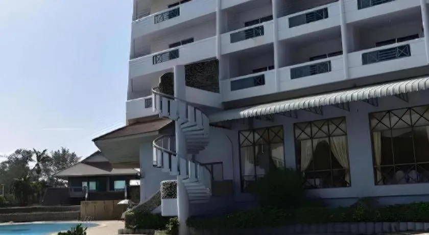 BP Samila Beach Hotel & Resort