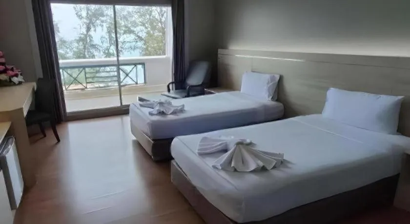 Bed in BP Samila Beach Hotel & Resort