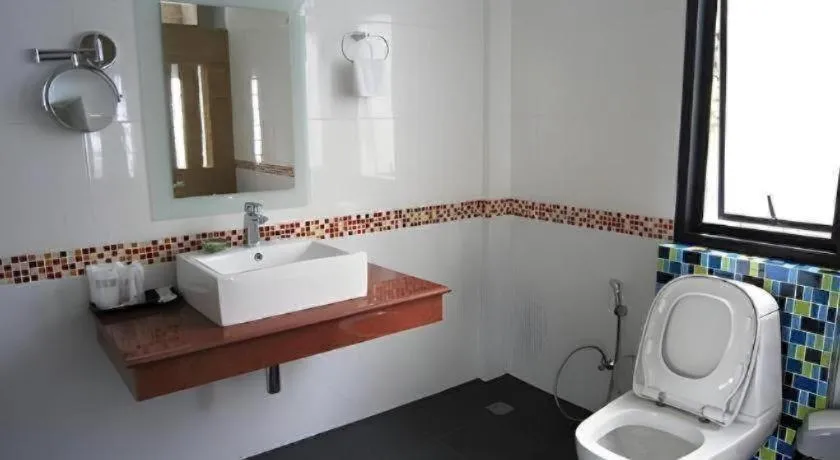 Nattha Waree Hot Spring Resort and Spa