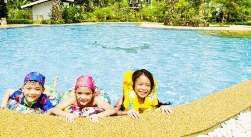 Nattha Waree Hot Spring Resort and Spa