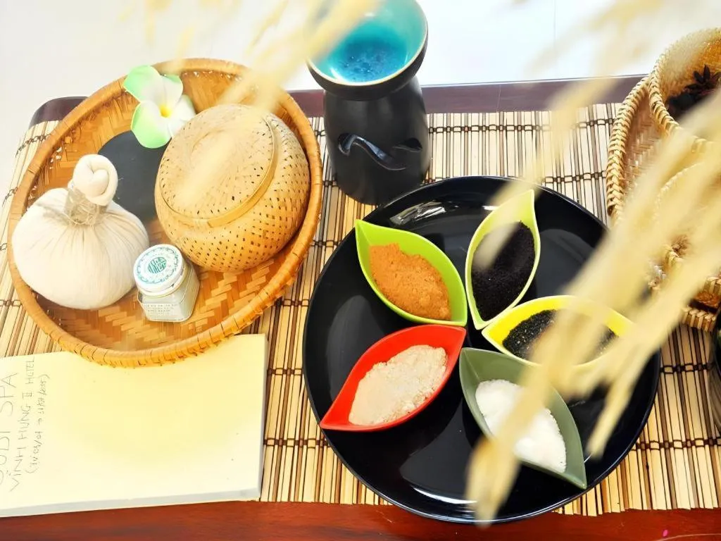 Vinh Hung 2 City Hotel