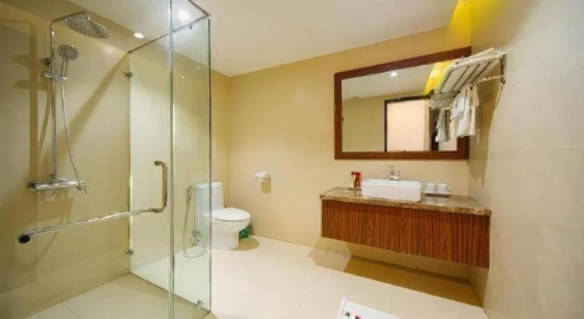 Vinh Hung 2 City Hotel