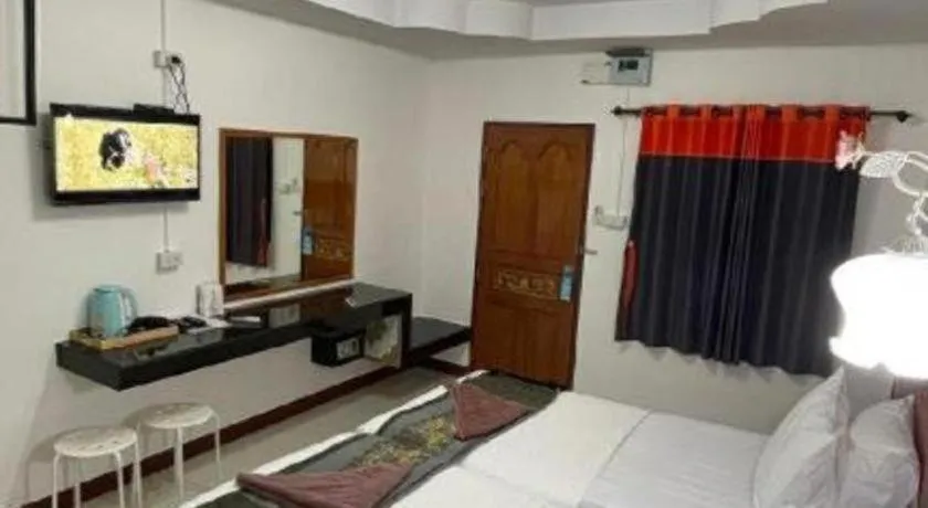 Bed in Jirawan Hotel