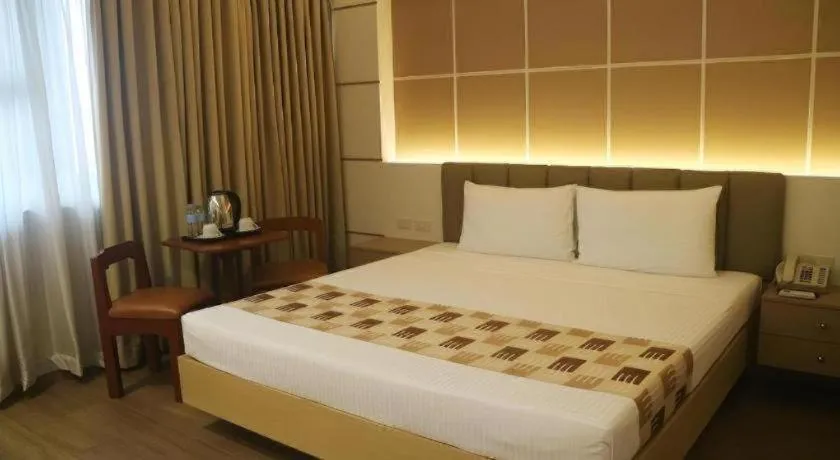 Bed in Las Palmas Hotel de Manila