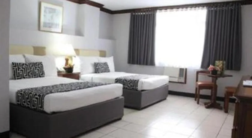 Bed in Las Palmas Hotel de Manila