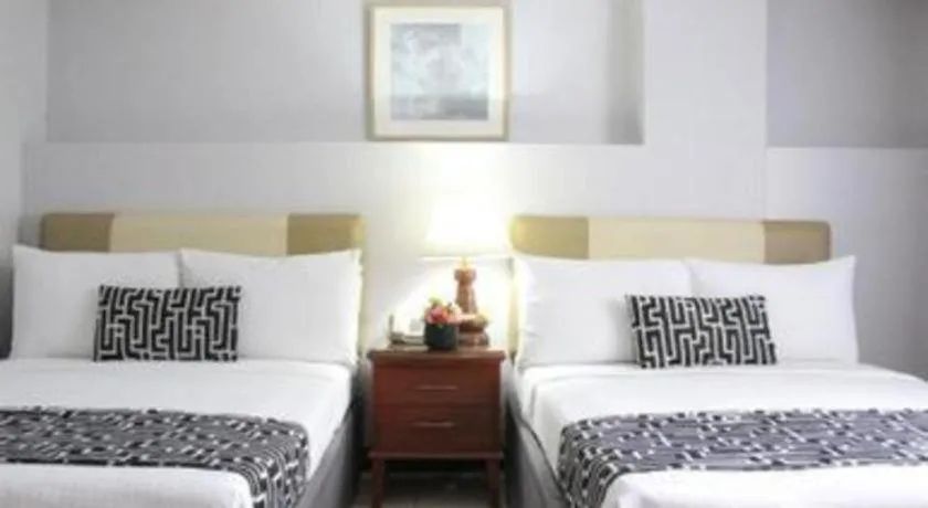 Bed in Las Palmas Hotel de Manila