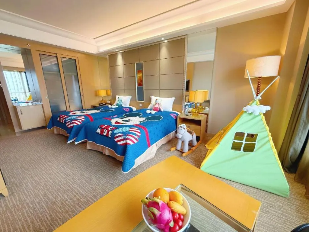 Bed in Wellton International Hotel