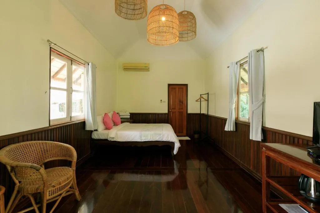 Bed in Anavilla Tangke Resort