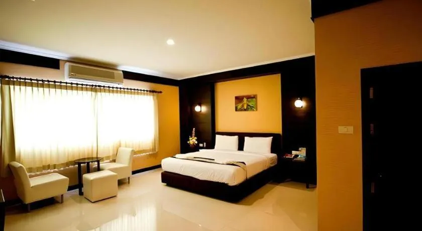 Bed in Kaew Samui Resort