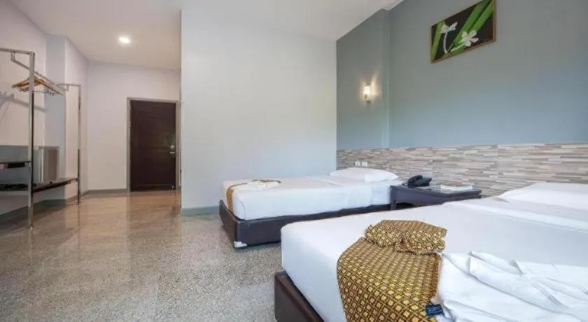 Bed in Kaew Samui Resort