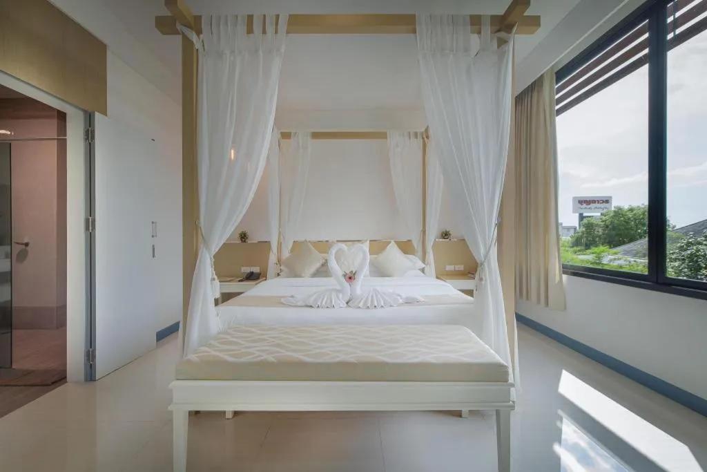 Bed in Kaew Samui Resort