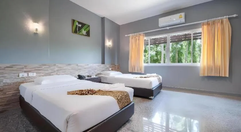 Bed in Kaew Samui Resort