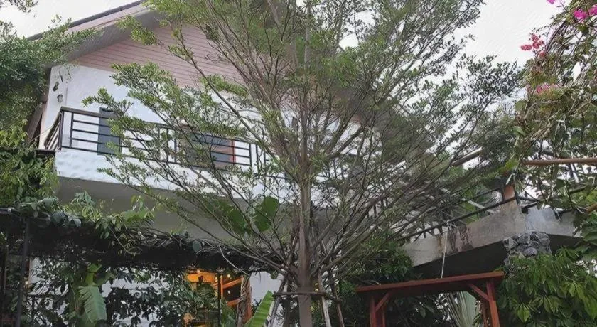 Chayada Garden House and Resort Hotel