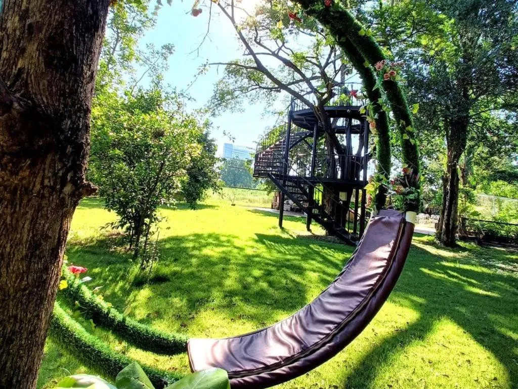 Chayada Garden House and Resort Hotel