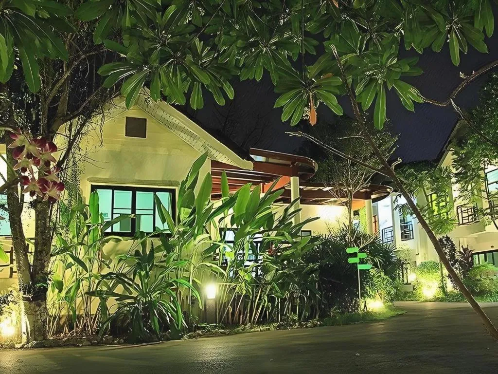 Chayada Garden House and Resort Hotel