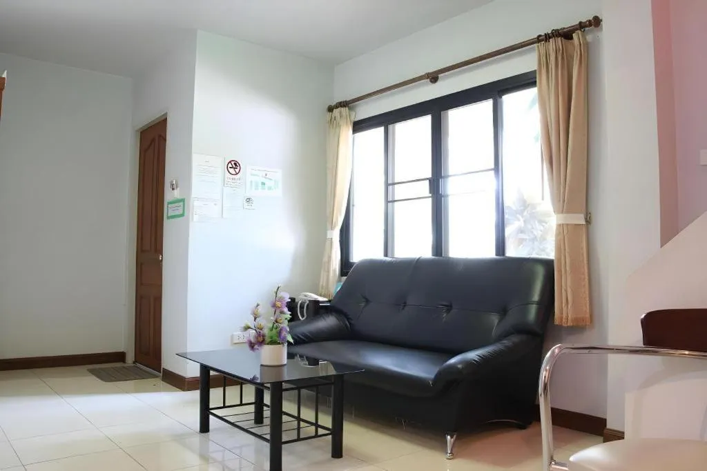 Chayada Garden House and Resort Hotel