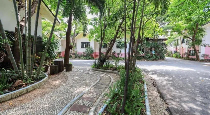 Chayada Garden House and Resort Hotel