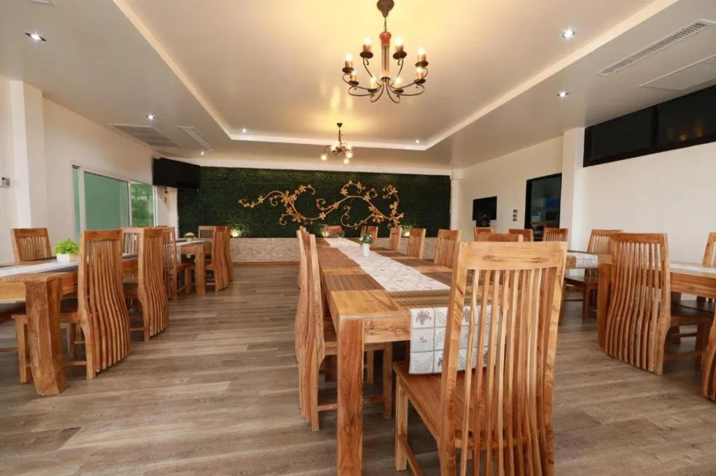 Chayada Garden House and Resort Hotel